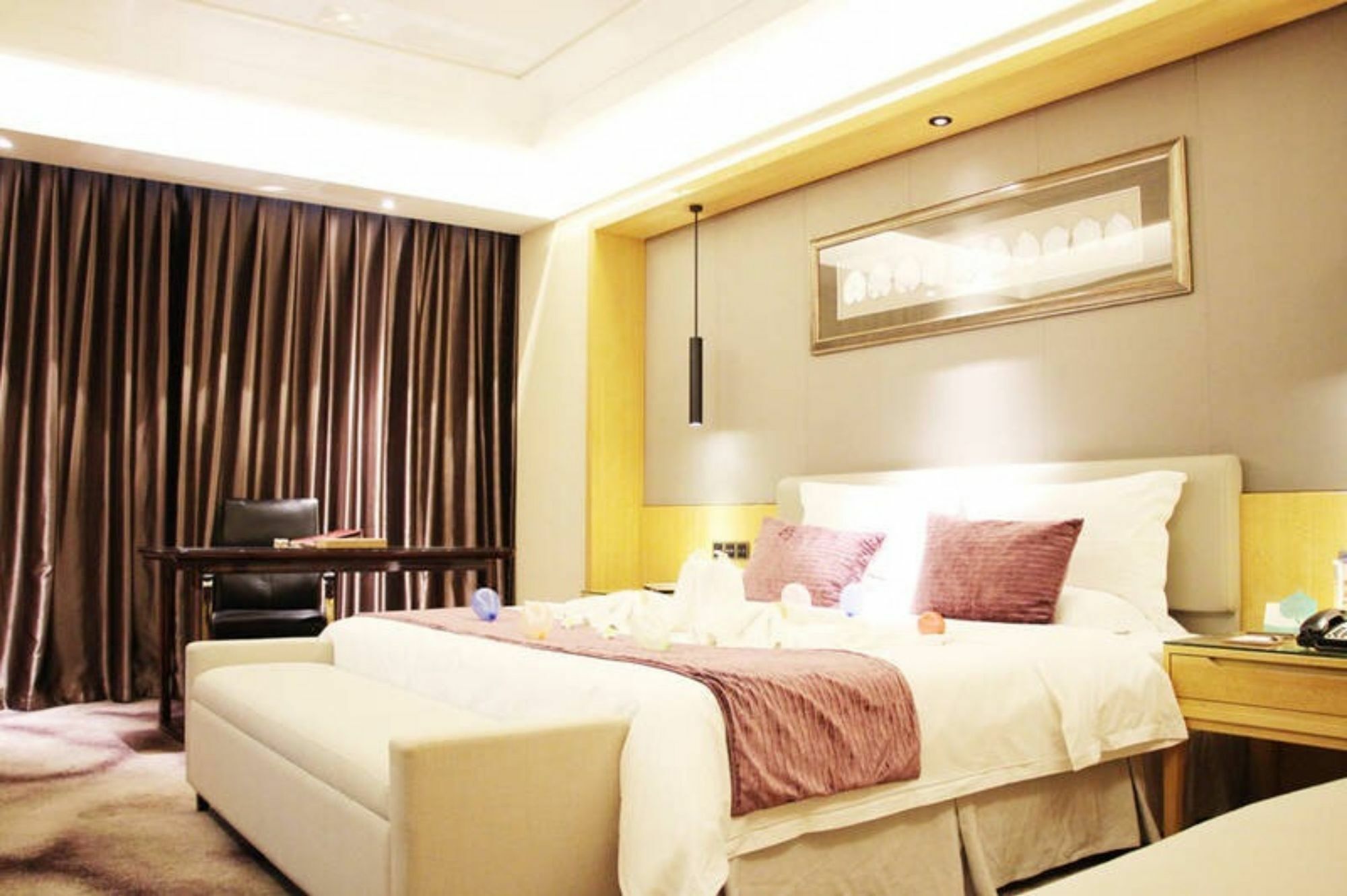 Swan Lake Recreation Hotel Foshan Extérieur photo